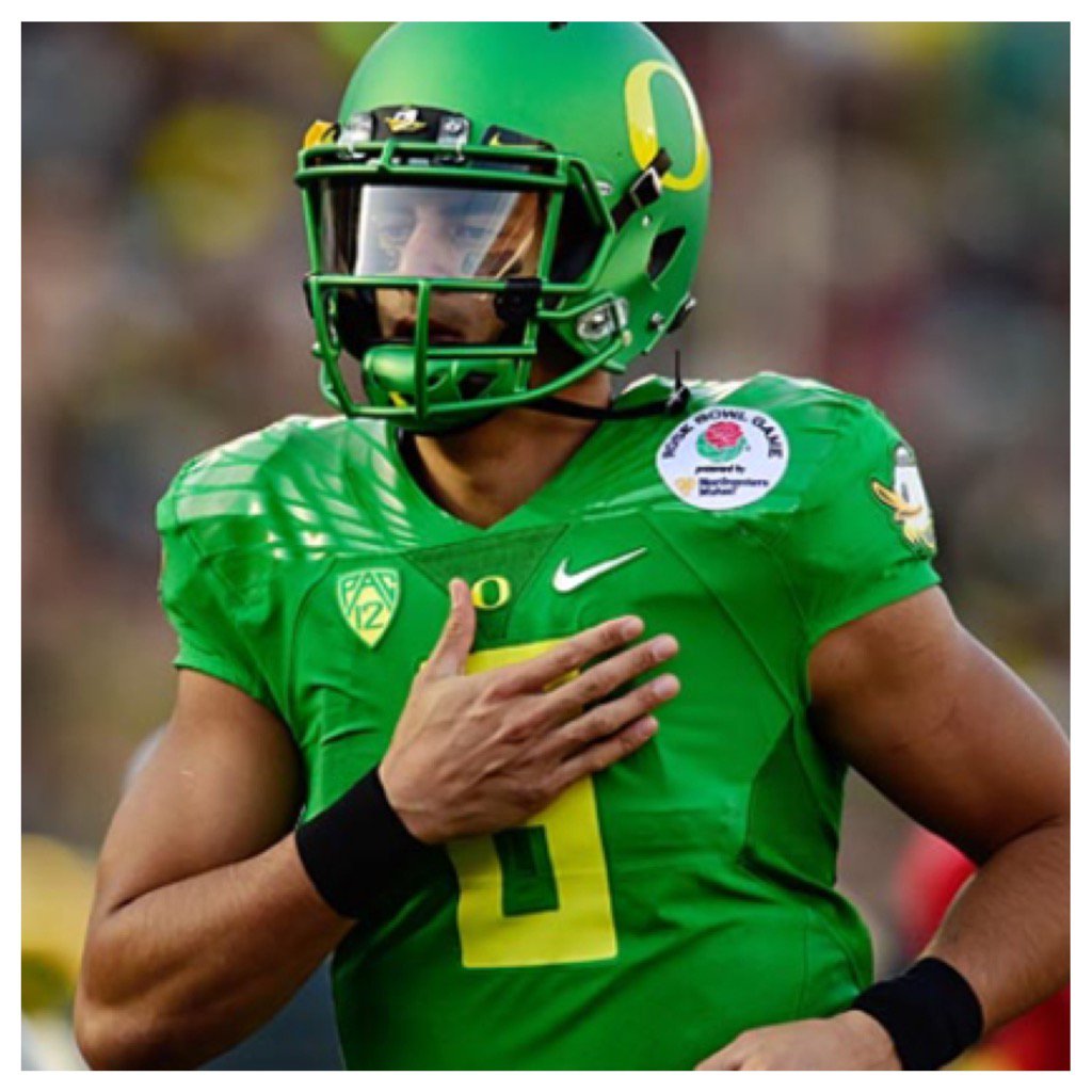 A very Happy 22nd Birthday to the greatest Oregon Duck of all time, Marcus Mariota!!! 