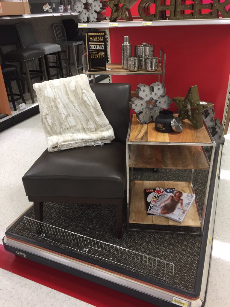 TheMillestVML's tweet image. Looking just about right for a mancave while your spouse is out shopping!  #mancave @LauraHarrisTGT @MarcusBondeTGT