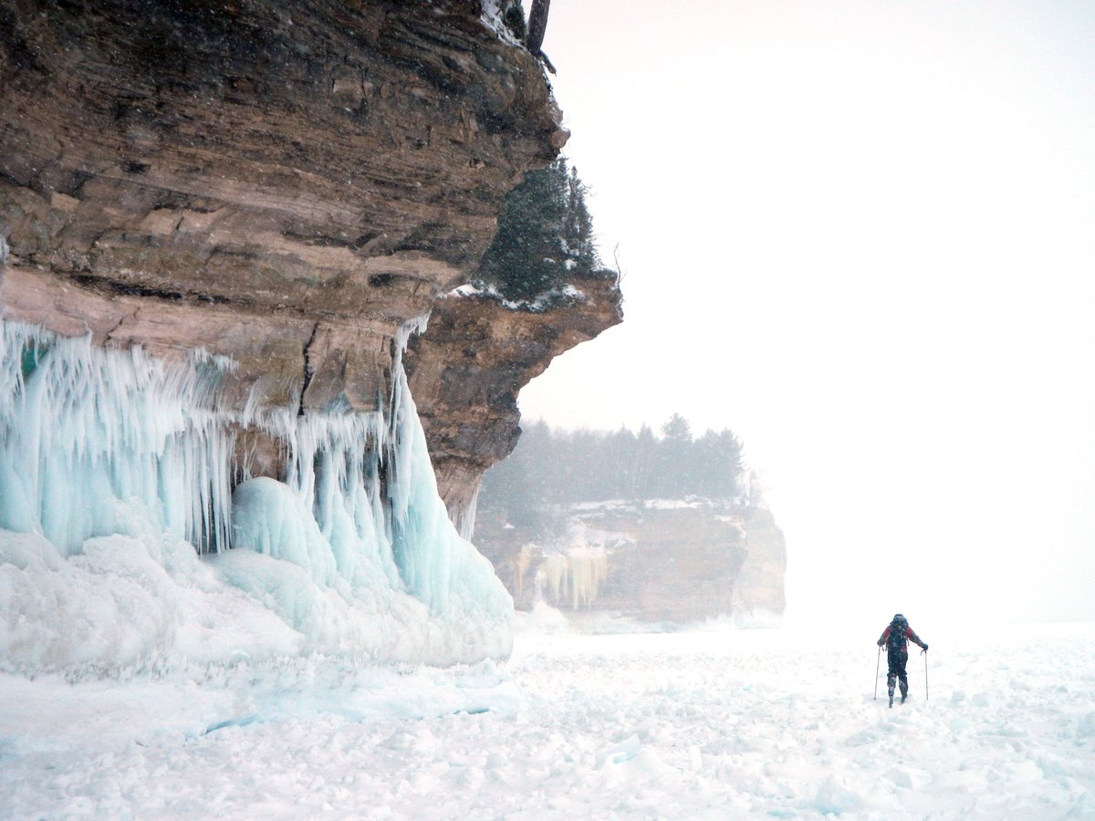 A chill is in the air! #Iceclimbing is almost here! Join the adventure at <a href="/MichiganIceFest/">Michigan IceFest</a> ow.ly/U2SIC