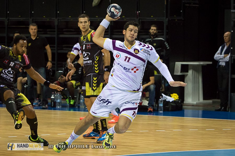 HandNewsfr's tweet photo. [#EDF] Le jeune pivot du @HBCNantes, Nicolas Tournat, appelé avec France A https://t.co/EJhgmAIin8 #GoldenLeague https://t.co/fQ8DMP9vwN
