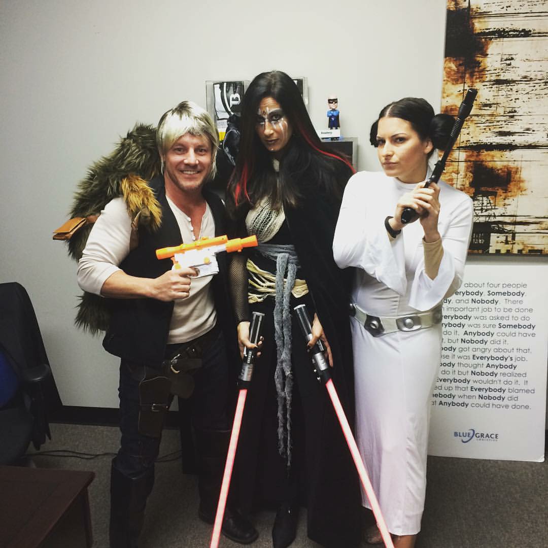 MercedesBGhires's tweet photo. Join the Dark Side! Best Place to Work!!!! #BGexFearience #BooGrace15 #Halloween #BGexperience #BGculture https://t.co/5XbpE37BFh