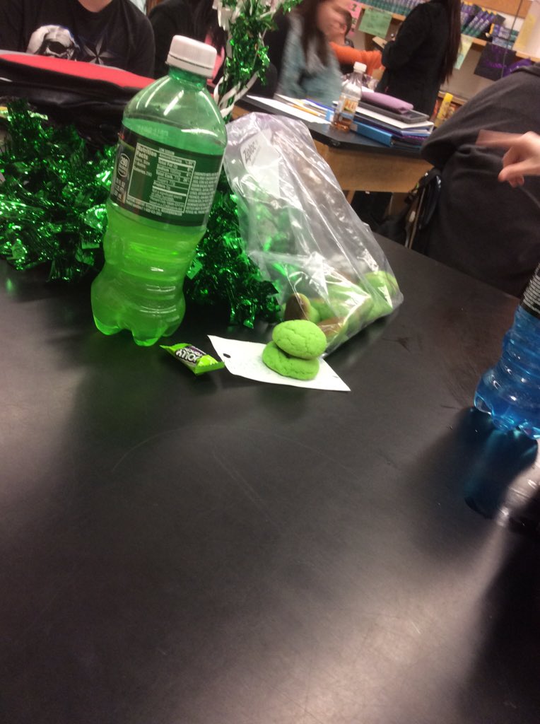 chloropastics's tweet photo. #OrganelleWars #presidentchloroplast 💚✅🍏 https://t.co/A8yKshbbuF