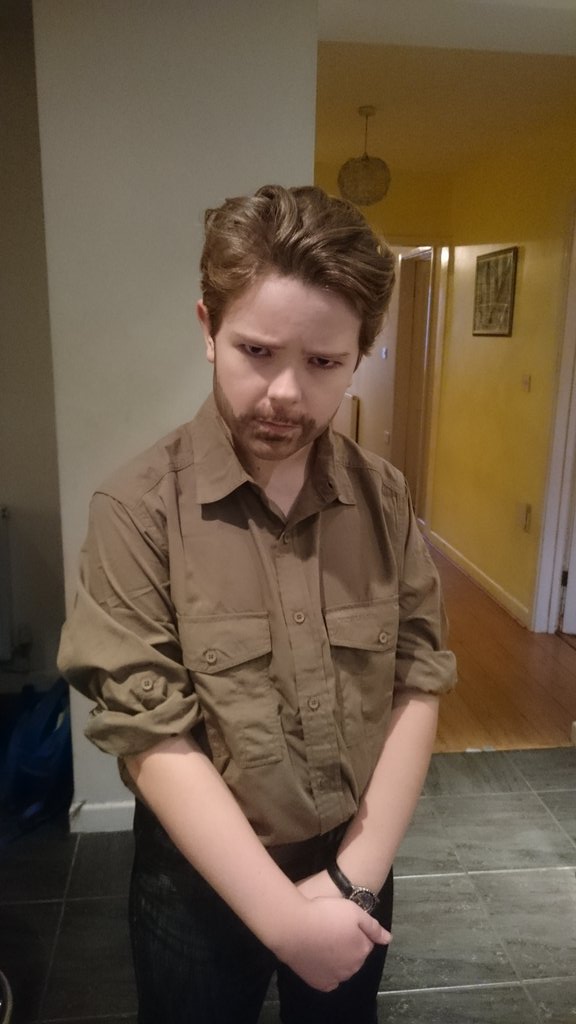 jackamond's tweet photo. Haza Halloween Costume - Rick Grimes The Walking Dead https://t.co/cSLq5fRsD4