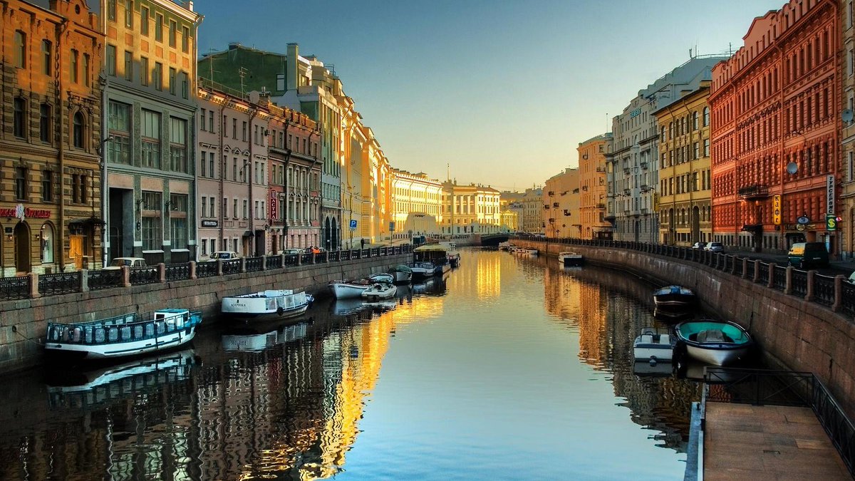 StPetersburg_CB's tweet photo. "Sometimes one day spent in other places, gives more than ten years of life at home". Anatole France. #SPb #SPbCB https://t.co/IMy2vnqhvB