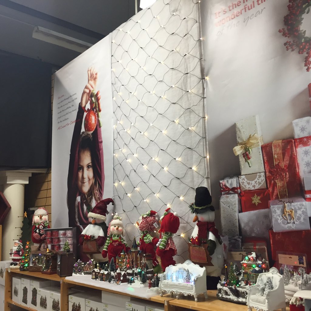 stepstubbs's tweet photo. @W_L_Team @stephenpduff #invitingdisplay well done Antoinette and #teampouladuff lots done while i was away https://t.co/sWhA4NOHrJ