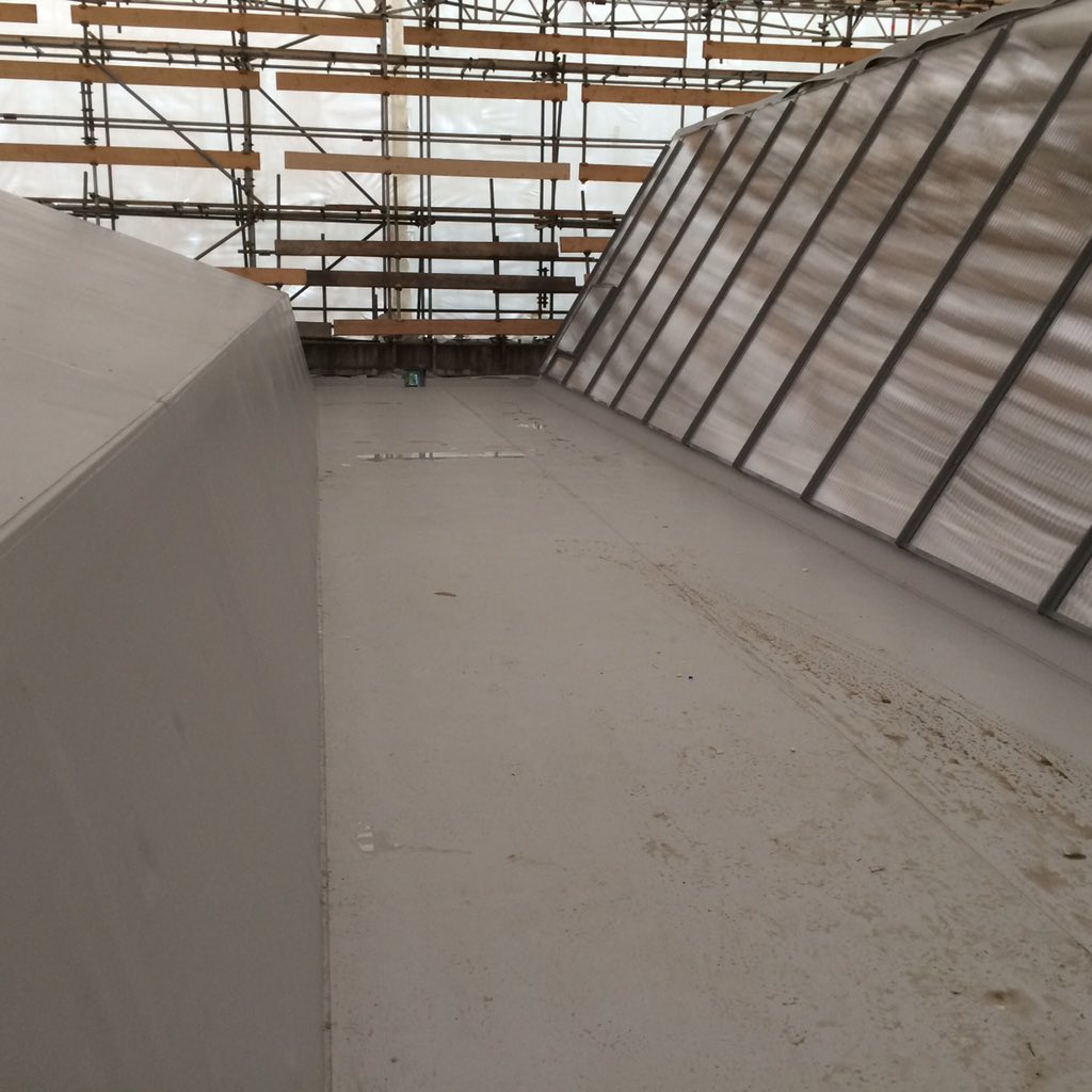 KANDS10's tweet photo. Progress photos of some north lights for @ISGplc at project mid Kent https://t.co/VQQ8vD8sNS