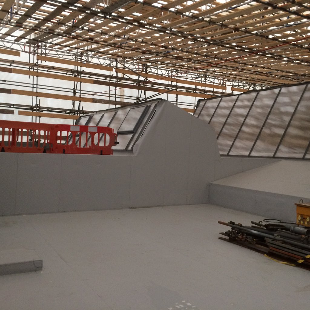 KANDS10's tweet photo. Progress photos of some north lights for @ISGplc at project mid Kent https://t.co/VQQ8vD8sNS