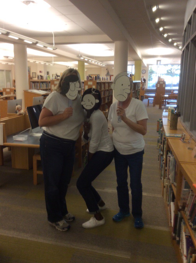 PapillonIvey's tweet photo. Guess who?  #fallfestival @TheLovettSchool https://t.co/VmBSQuqx0X