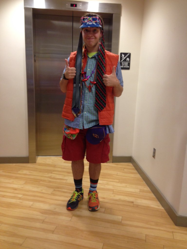 wgraybarnhill's tweet photo. Throwback to when I was super classy and tacky! #EWAspiritWeek https://t.co/XjNeW2q6NE