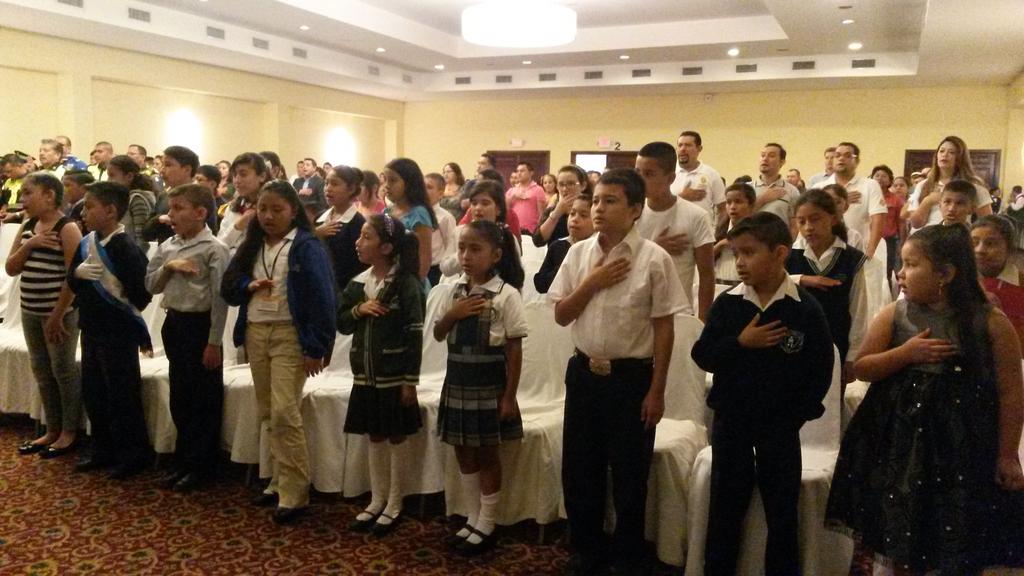 MrodriguezDCA's tweet photo. @DiariodeCA Comienza acto de premiació  del IV Concurso de Educación Vial. https://t.co/RhLe54ZvRQ