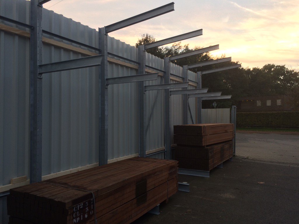 GLOBALWOODBV's tweet photo. En weer een stap verder! Overkapping nummer 3! https://t.co/Iw23GTO2MS