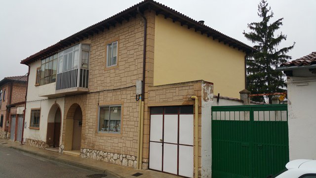 AzaharaActivox's tweet photo. #Casa en #venta #Barriada #Illera #G3. Viva en una casa en medio de la #ciudad https://t.co/kh4B1QIQrh https://t.co/fqhk3FXUXA