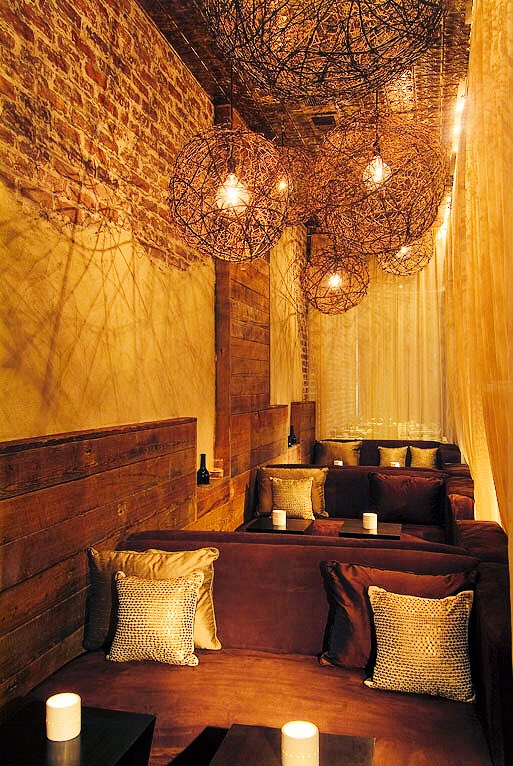 DiWineBar's tweet photo. Wondering what to do this weekend?  Come trick or treat with us! https://t.co/hkM6WS48Mv