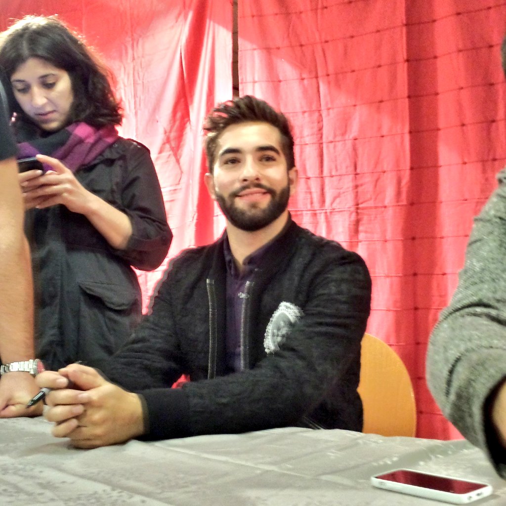CarrefourFrance's tweet photo. Vous aussi vous voulez votre CD dédicacé par Kendji ? RT + Follow, on tire au sort à 18h 👍 #EnsembleAvecKendji https://t.co/Sx4W6mJgoe