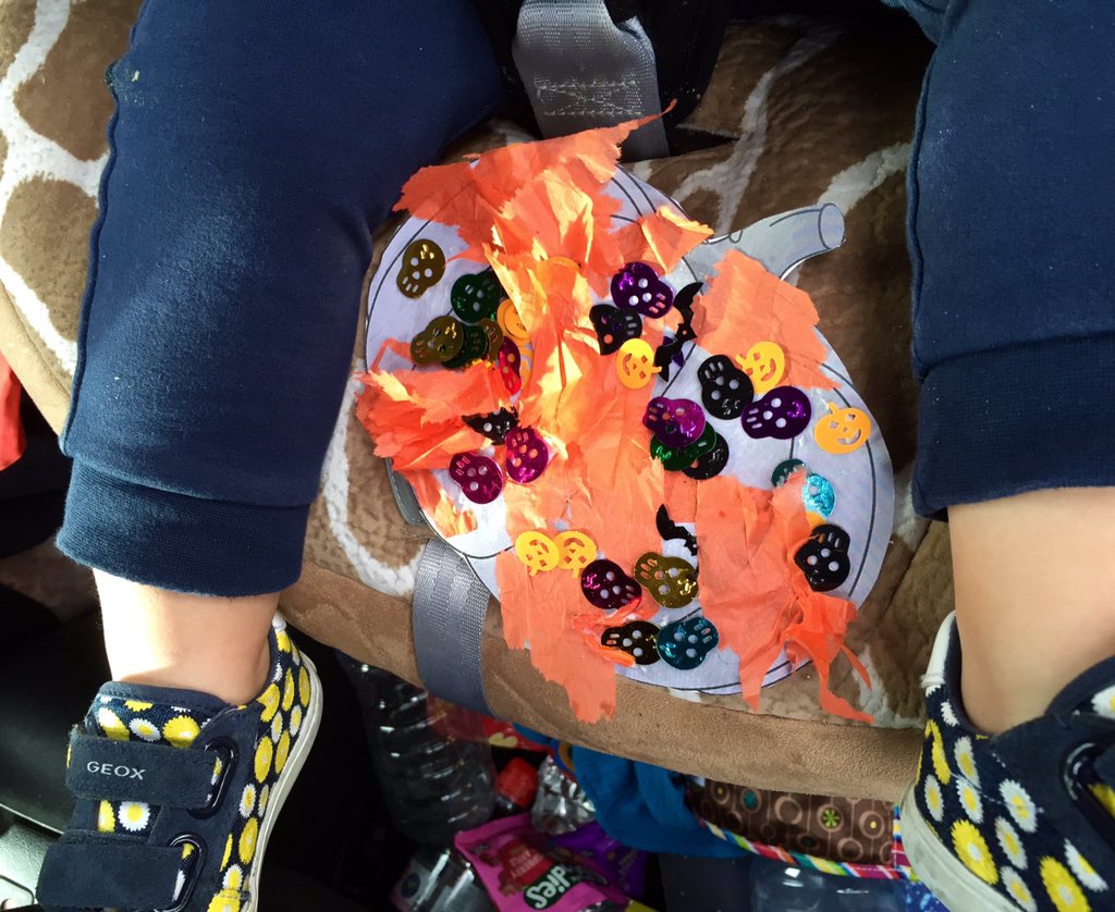 Tanyaxxi's tweet photo. Halloween fun in the crèche this morning... "Scary pumpkins" by Harrison #15monthold @DavidLloydUK https://t.co/hpr8Xqqhq1