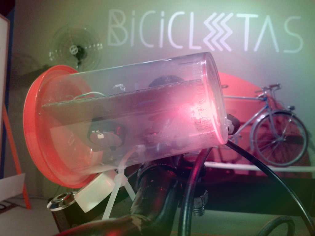 Eco Lanterna.… ateliehacker.com/?p=75