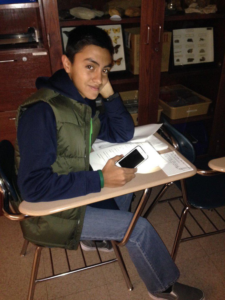 projectpavegen's tweet photo. Lights out to the extreme!  Finals prep by "cell light" #btownlightsout @mocoenergy @MCCSC_EDU https://t.co/LVb2O9og78