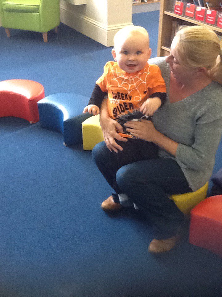 HaltonLibraries's tweet image. Lots of fun was had at Widnes spooky rhyme time 👻 HH #learninglibraries