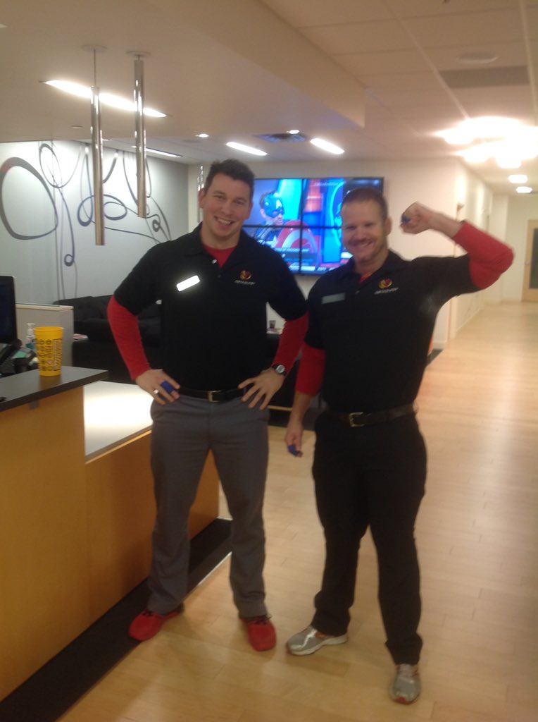 AlexFoxDC's tweet photo. @Orthology_inc @orth_MichaelS Which one is Dr. Simon??? https://t.co/UNOTPVkxDP