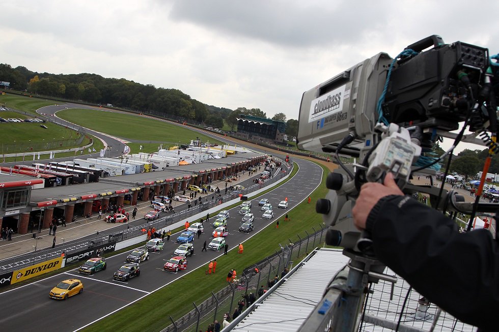 UKClioCup's tweet photo. LATEST NEWS #UKClioCup coverage expands to N America on @mavtv That's 30 million households! https://t.co/rBLhl63GAD https://t.co/NZ3sytTA7e