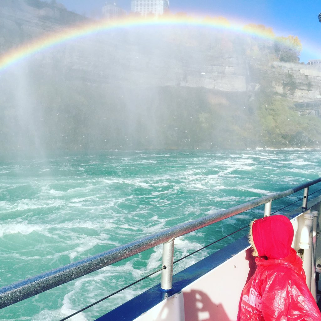 LieselBockl's tweet photo. rainbow is my favourite colour! #niagarafalls #canada #halftermfun https://t.co/ZHW8VR5ZLj
