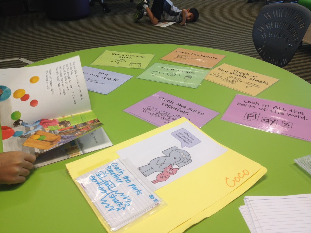 laurenhateleyc's tweet photo. Ss selecting a good reading habit goal and making it visible on their #readingmat #tcrwp @Y2NIST https://t.co/zvuXLA6yZZ