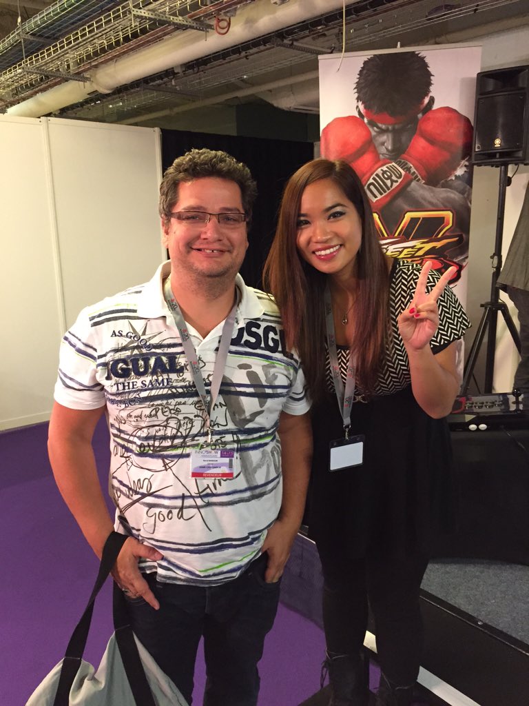 GamecashCaen's tweet photo. Bon souvenir avec @Kayane ! #innoshow https://t.co/43MFQQ2C6O
