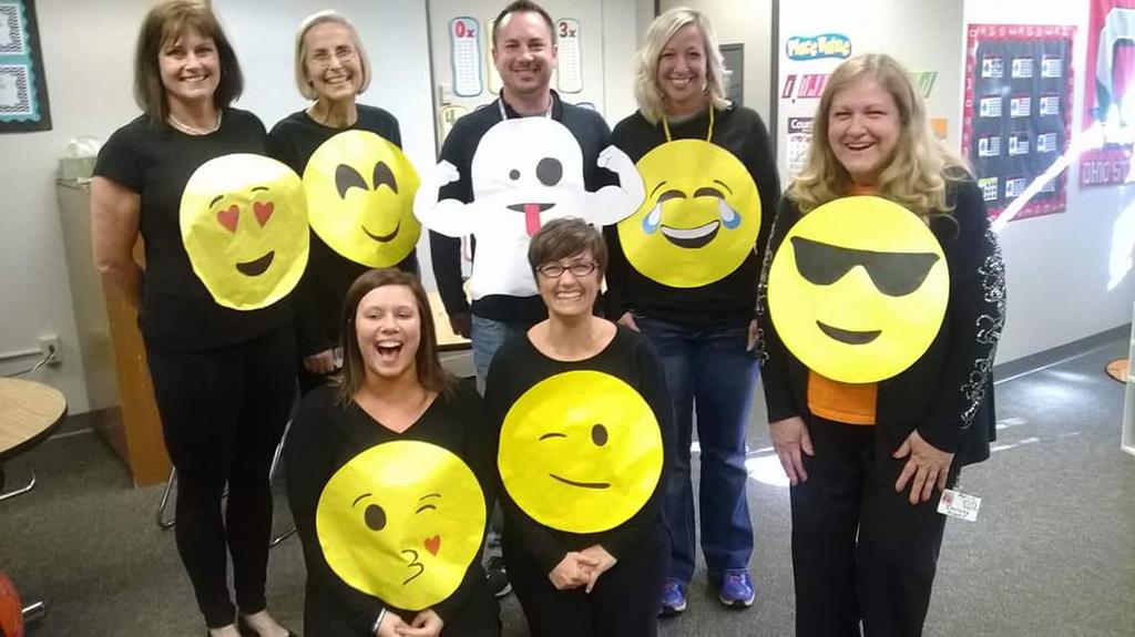 BurreyJ's tweet photo. Rocking some Emojis! https://t.co/50kUhvcs4e