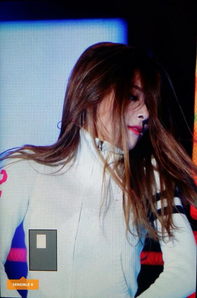 SeulgiUpdates's tweet photo. [PREVIEW] 151030 RED VELVET Seulgi at Changwon KPOP World Festival 
cr: sensible_k https://t.co/VRDs09HxgC