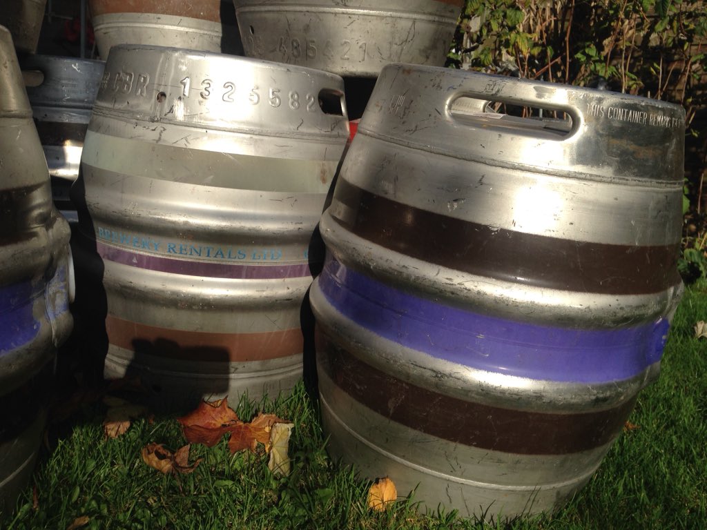 NutbrookBrewery's tweet photo. We're trying to get all our casks back 2 us. If you see these casks,there'll be a £5 reward per cask @CAMRA_Official https://t.co/x5LBZyX3ub