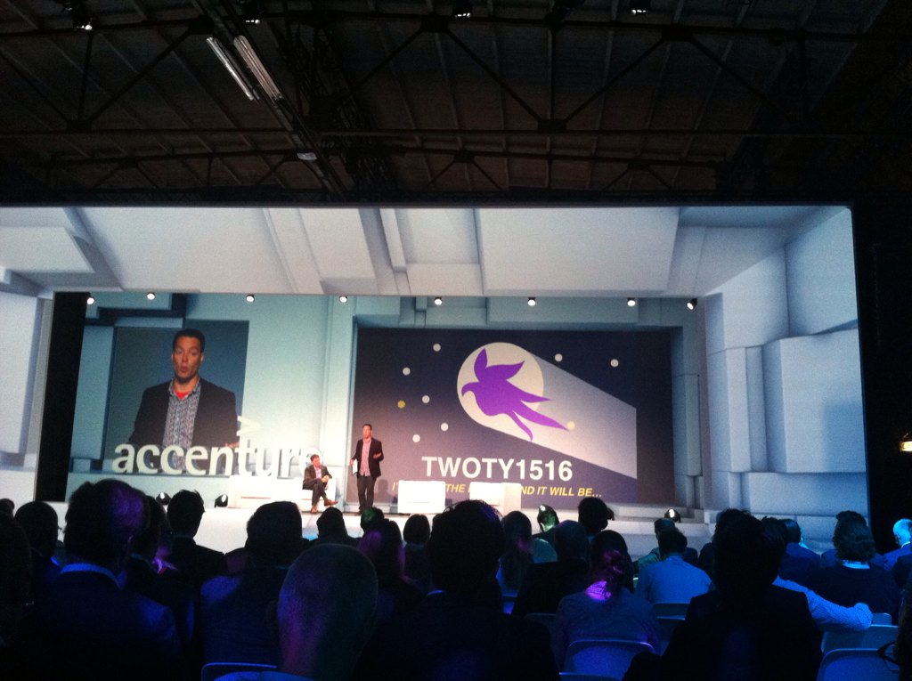 Chouffoe's tweet photo. Trendwatcher of the year Guido van der Wiel #AIA15 https://t.co/VsxMaEob9R