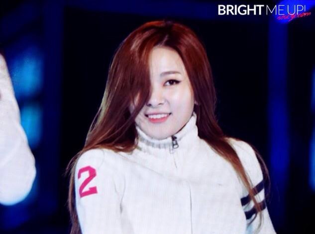 SeulgiUpdates's tweet photo. [PREVIEW] 151030 RED VELVET Seulgi at Changwon KPOP World Festival 
cr: brightmeup94 https://t.co/DHSdaYncFF