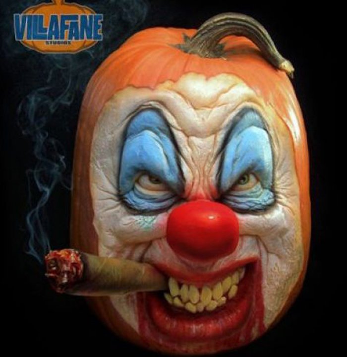 FoxNewsLife's tweet photo. World's craziest carved pumpkins you've ever seen | https://t.co/pFWjTXlEVp https://t.co/aSuQRh3jFC