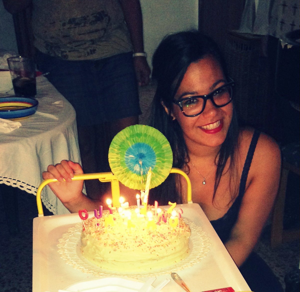 solcitopereira's tweet photo. Gracias ^^ <3 mis amores #MiCumple26 @Lariuska89 @raquel_clement  #Erikuchi y todos mis sobriiinos jajjajaja https://t.co/D3EQfLMNQt
