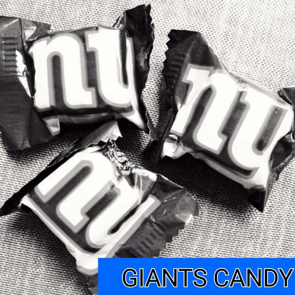 LicensePlateGuy's tweet photo. Since I'll be in New Orleans If you stop by the house PLEASE take just one ok maybe 2
#thatneverworks #GIANTS #Candy https://t.co/HVmfXLbHKh