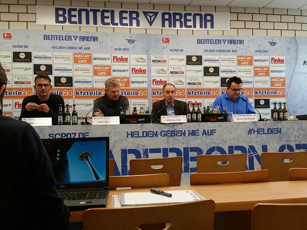 SandroMassa's tweet photo. Was #EFFENBERG in der #PK genau sagt  später auf https://t.co/vj1tL67Key https://t.co/VYwSgdY4BD