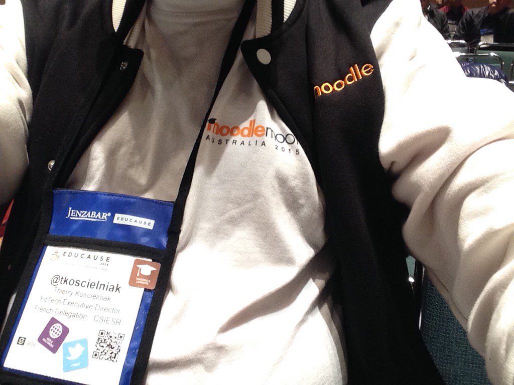 tkoscielniak's tweet photo. @moodler I'm ready for @Moodle users get-together #Edu15 today 12:00 High Velocity bar Marriott #moot15au #selfie https://t.co/eZ9jUWtR7T