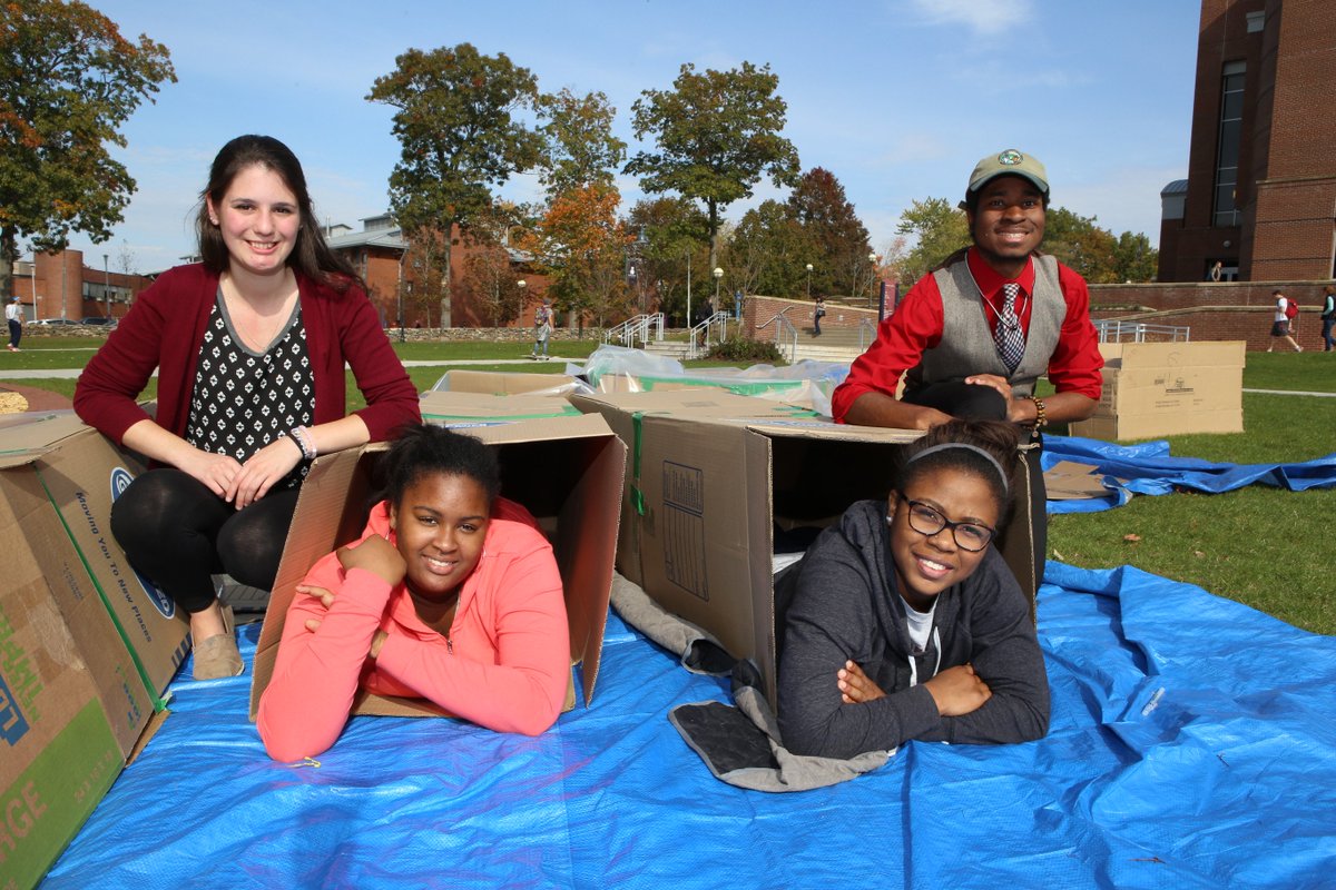 EasternSEPS's tweet image. #habitatforhumanity sleep-in, including #bizadmin students Kelvin Powell and Brian Tomlinson www1.easternct.edu/pressreleases/…