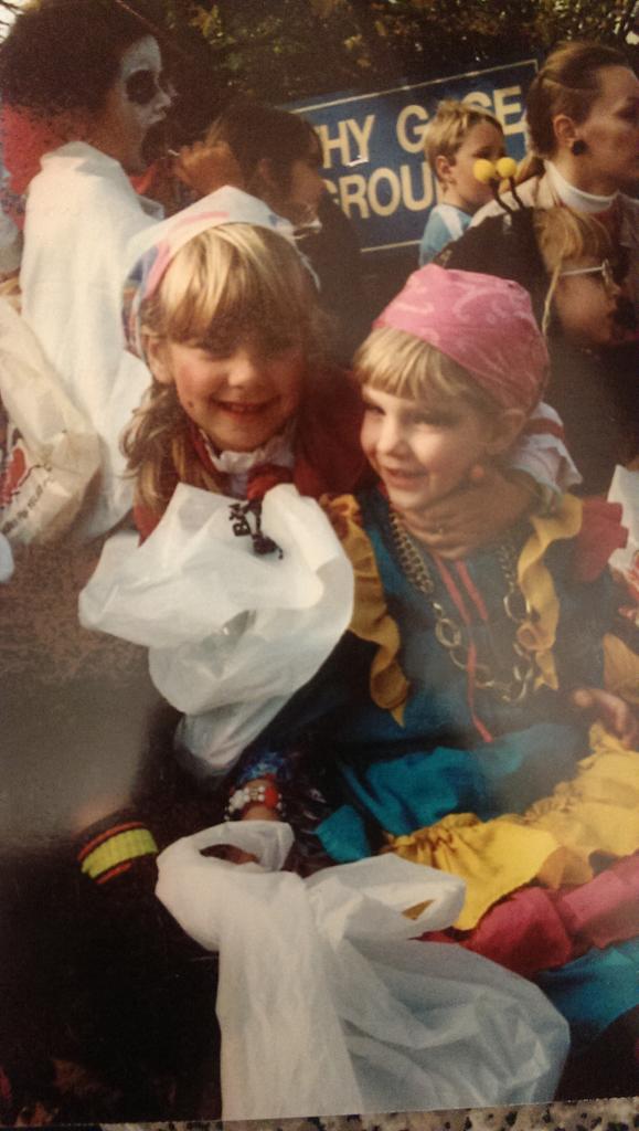 meredithkuipers's tweet photo. From the archives for #lockharttbt. Is @thelockhartto my Halloween 2015 destination? #lockharttbt https://t.co/MsZveLPRKi