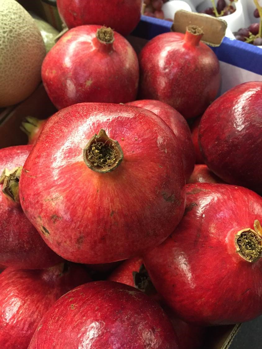 London_FD's tweet image. There’s a great array of Spanish pomegranates available at the moment, with some real large ones around.
