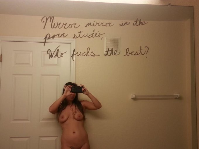 Aren't I funny, after a night with LOTS of scotch♡ https://t.co/6oSUcgiXAW<a href="/tag/squeakyclean"class="tags"><span>#squeakyclean</span></a>