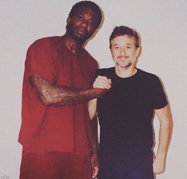 ComplexMusic's tweet image. 'Spring Breakers' director Harmony Korine visited @gucci1017 in jail 💪 trib.al/8xROf5Y