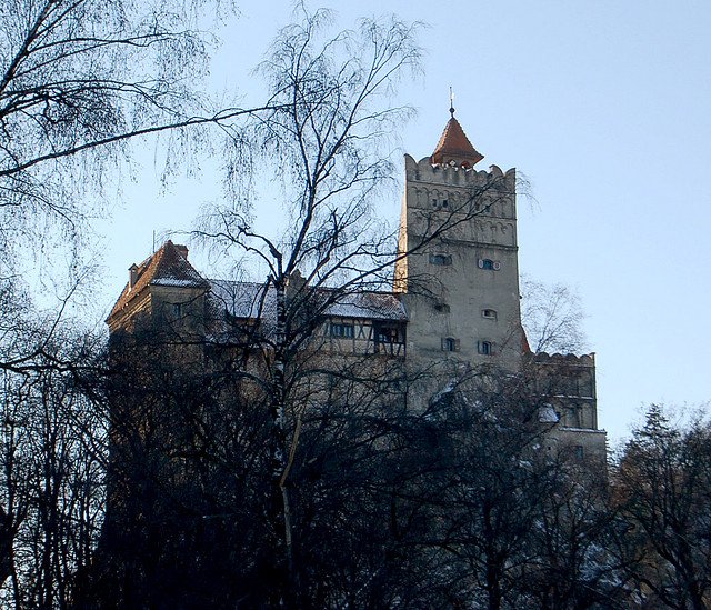 Libroantiguo's tweet photo. Bran Castle, supposedly Dracula's Castle, in the little village of Bran in Romania.
📷 Curious Expeditions. https://t.co/kA6FALCTA0