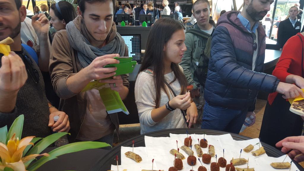 ChBadiali's tweet photo. Expo visitors tasting insects croquettes ans pasta in Belgian pavilion #Expo2015 @Expo2015Milano https://t.co/aMmVbdRCaU