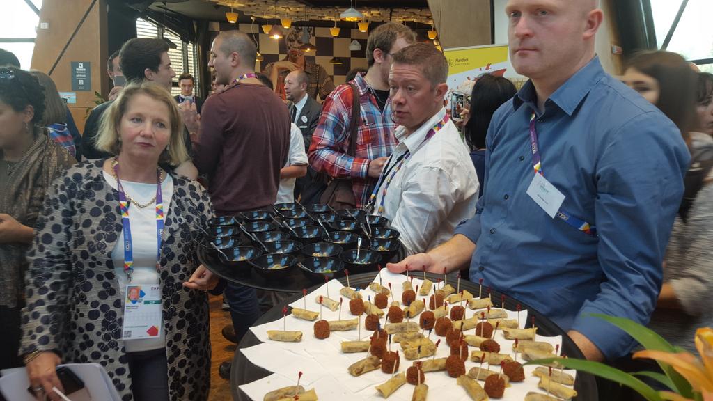 ChBadiali's tweet photo. Expo visitors tasting insects croquettes ans pasta in Belgian pavilion #Expo2015 @Expo2015Milano https://t.co/aMmVbdRCaU