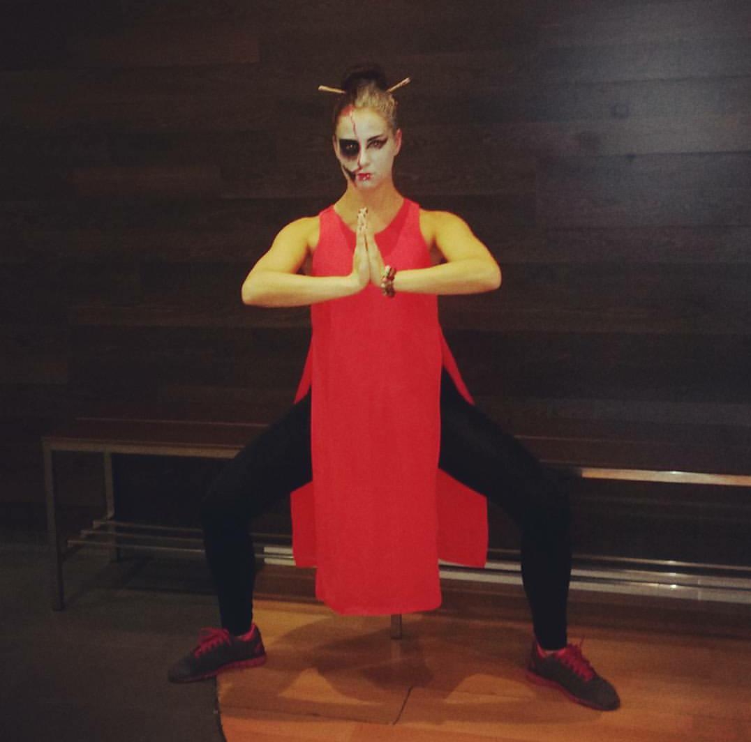 marieta1mp's tweet photo. Are you ready to dance Zumba Halloween in @Gimnasio_Atenas ??? #Geisha #Zombie #halloween #inhell #2015 #enjoy https://t.co/KWMVmpbkRX