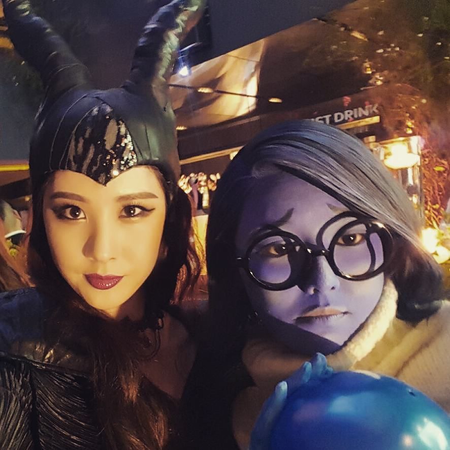 [PIC][29-10-2015]SNSD tham dự " "SMTOWN WONDERLAND" Halloween Party " vào tối nay CSkPV42UYAA4vyJ