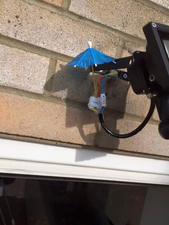 highlightpaint's tweet photo. @PointElectrical is this your handy work? Great idea https://t.co/Qxfc9Z4B7n