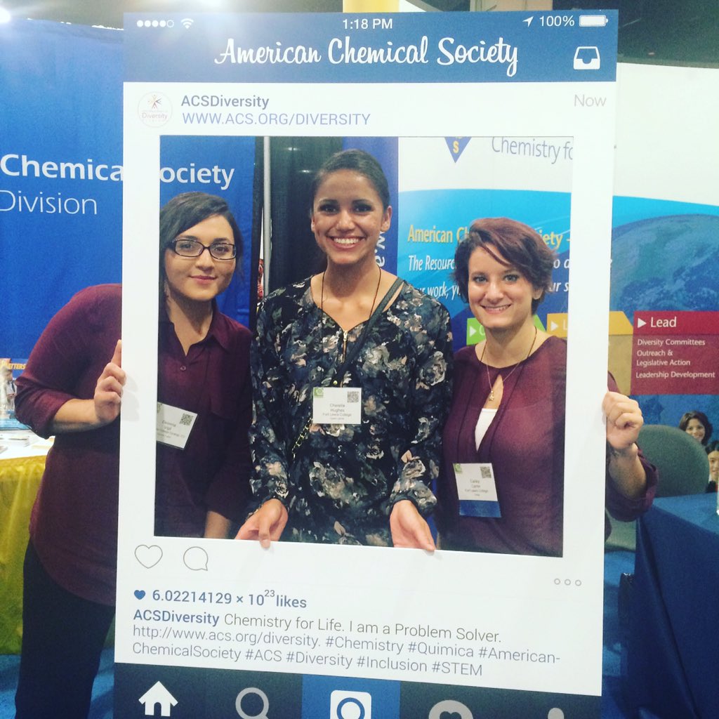 ACSDiversity's tweet photo. #sacnistas talking a selfie!!! Come take a selfie #Booth337 #sacnas2015 @sacnas #sacnas @AmerChemSociety https://t.co/mjUD9BVMNk