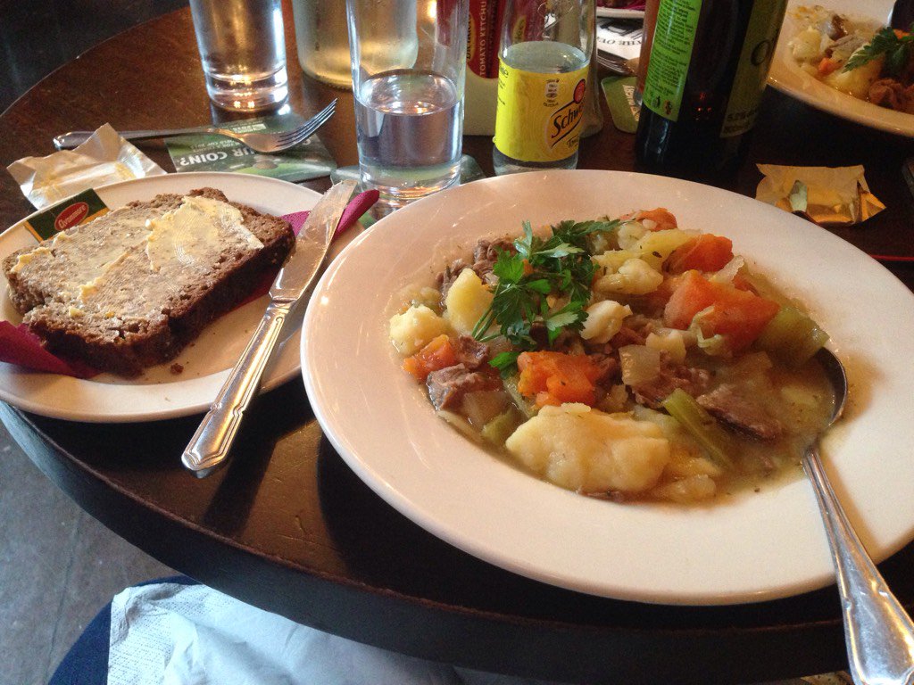 TVMarv's tweet photo. Food heaven! #OvalBar #Dublin #IrishStew #SodaBread all of which reminds me of my Mum’s Jamaican Saturday Soup 👍🏾🍽 https://t.co/KyQB72U5Lz
